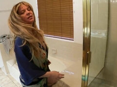 Cul, Salle de bains, Blonde, Famille, Fait maison, Mère que j'aimerais baiser, Pov, Chatte