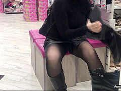 Upskirt shopping, nude public, upskirt no panties