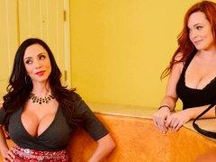 Grote kont, Grote lul, Grote mammen, Pijpbeurt, Bruinharig, Hondjeshouding, Penis, Tieten likken