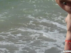 18 jaar, Enthousiasteling, Strand, Grote kont, Grote mammen, Badpak, Hd, Tiener