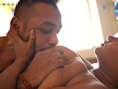 Gros seins, Fétiche, Mère que j'aimerais baiser, Naturelle, Mamelons, Suçant, Nénés