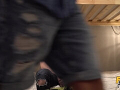 Leie, In den arsch, Schlafzimmer, Blasen, Europäisch, Lecken, Muschi, Flotter dreier