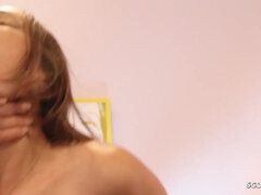 Amateur, Anal, Gros seins, Brunette brune, Gorge profonde, Hard, Seins naturels, Nénés