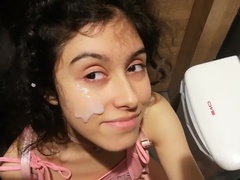 Amateur, Gros seins, Tir de sperme, Hd, Culottes ou slips, Petite femme, Public, Sous la jupe