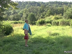 Papá, Lamidas, Masturbación, Tetas naturales, Al aire libre, Coño, Gritar, Juguetes