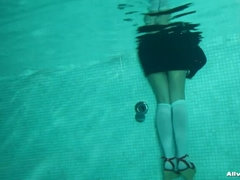 Satijn, Onderwater, Nat