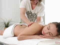 Grosser schwanz, Blasen, Hundestellung, Lecken, Massage, Dürr, Jungendliche (18+), Titten