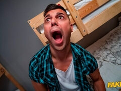 Sucer une bite, Double pénétration, Hard, Hôtel, Homme homme femme, Jarretelles, Adolescente, Plan cul à trois