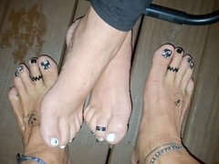 American, Feet, Mature, Tattoo