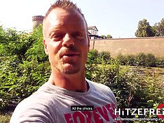 MIA BITCH - Fucked OUTDOORS in BERLIN!