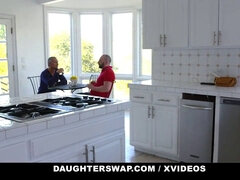 Only the truest of besties (nikole nash) (spencer bradley) share each other's daddies - daughterswap