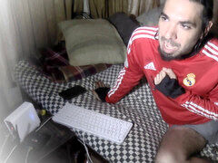 Webcam, solo guy, pretty guy