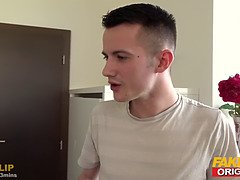 フェラチオ, 顔射, 彼女, Hd, 小柄, シャワー, 姉妹, ティーン
