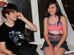 Grote kont, Bruinharig, Bedriegen, Man die toekijkt, Hondjeshouding, Fetisj, Tiener, Tieten likken