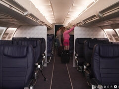 ブロンド, フェラチオ, イマラチオ, 手コキする, 赤毛, シーメール, ヤリマン, スチュワーデス