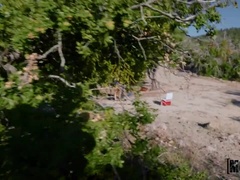 Amateur, Americano, Estilo perrito, Latina, Al aire libre, Coño, Tatuaje, Voyeur