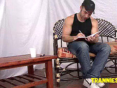 Botas, Morena, Brutal, Fetiche, Transexual asiatica, Transexual, Medias largas