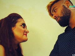 Aziatisch, Grote kont, Grote mammen, Bruinharig, Rondborstig, Indisch, Moeder die ik wil neuken, Tieten likken