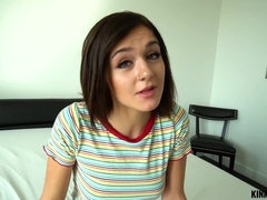 Sucer une bite, Brunette brune, Européenne, Famille, Doigter, Femme au foyer, Pov, Chatte