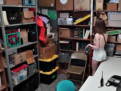 Brunette brune, Attrapée, Bureau, Actrice du porno, Réalité, Maigrichonne, Nénés