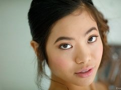 69, アジア人, 茶髪の, チン, 手コキする, 異人種間, キス, ティーン