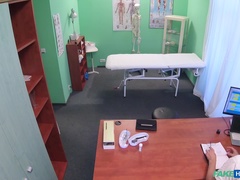 Amateur, Corridas, Médico, Penetracion con dedos, Oficina, Pov, Juguetes, Uniforme