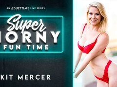 Blonde, Doigter, Branlette thaïlandaise, Lingerie, Masturbation, Mère que j'aimerais baiser, Solo, Webcam