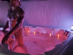 Late Night Hottub Sesh Turns Orgy With Jadynn Stone, Justice Xxx And Petite Blonde