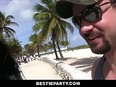 Playa, Culo grande, Tetas grandes, Hotel, Interracial, Latina, Fiesta, Pov