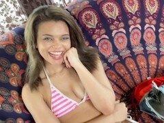 Grosser schwanz, Spermaladung, Tochter, Milf, Zierlich, Muschi, Strümpfe, Jungendliche (18+)