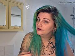 Enthousiasteling, Grote mammen, Hd, Moeder die ik wil neuken, Alleen, Tatoeage