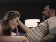 Garce, Sucer une bite, Gorge profonde, Doigter, Hd, Seins naturels, Chatte, Réalité