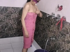 Amateur, Chica, Cuarto de baño, Mamada, Morena, Pareja, Indio