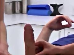 Tussi, Grosse titten, Besamung, Spermaladung, Handjob, Pov, Flotter dreier, Titten