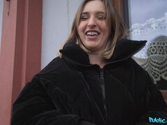 Cuarto de baño, Mamada, Botas, Madres para coger, Al aire libre, Perforación, Pov, Medias largas