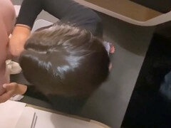 18 años, Amateur, Beso negro, Cuarto de baño, Culo grande, Casero, Coño, Inodoro
