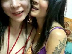 Азиатки, Большая жопа, Брюнетки, Фетиш, Домашнее видео, Лесбиянка, Зрелые, Вебкамера