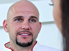 Минет, Брюнетки, Кончили внутрь, Семяизвержение, Бритые, Молоденькие