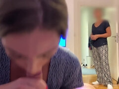 Enthousiasteling, Pijpbeurt, Vriendje, Fetisj, Moeder die ik wil neuken, Gezichtspunt, Openbaar, Bekijker