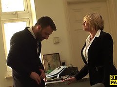 Rondborstig, Oudere vrouw, Sperma in gezicht, Hardcore, Rijpe lesbienne, Moeder die ik wil neuken, Realiteit, Schreeuwen