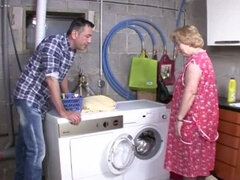 Mamada, Europeo, Alemán, Abuelita, Casero, Enorme, Maduro, Natural