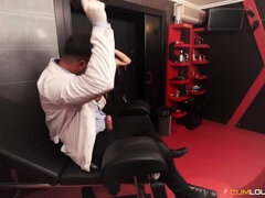 Médecin, Faciale, Fétiche, Talons, Monstre, Rasée, Espagnole, Nénés