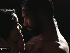 Sucer une bite, Brunette brune, Cocu, Gorge profonde, En levrette, Hd, Mère que j'aimerais baiser, Chatte