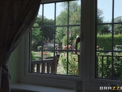 Blonde, Tir de sperme, Européenne, Faciale, Branlette thaïlandaise, Léchez, Sauna, Tatouage