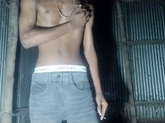 Verga grande, Negro, Gay, Pajear, Pajearse, Desnudo, Fumando, Solo