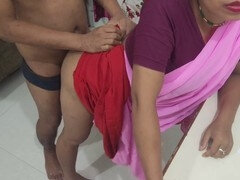 18 ans, Asiatique, Tante, Gros cul, Fait maison, Indienne, Massage, Adolescente