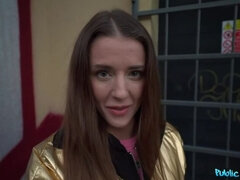 Hot Coed & Her Daring Sexperiment with Sybil Kailena