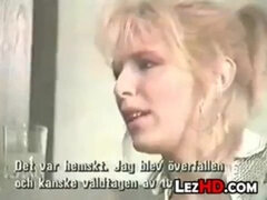 Blonde, Sucer une bite, Noir ébène, Européenne, Interracial, Lesbienne, Masturbation, Jarretelles
