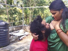 アジア人, デカ尻, デカパイ, 巨乳な, ハードコア, 自然山雀, アウトドア, オッパイの