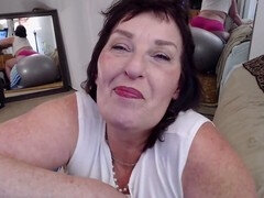 Cul à la bouche, Belle grosse femme bgf, Gros cul, Bisexuelle, Lingerie, Mature, Rousse roux, Surprise